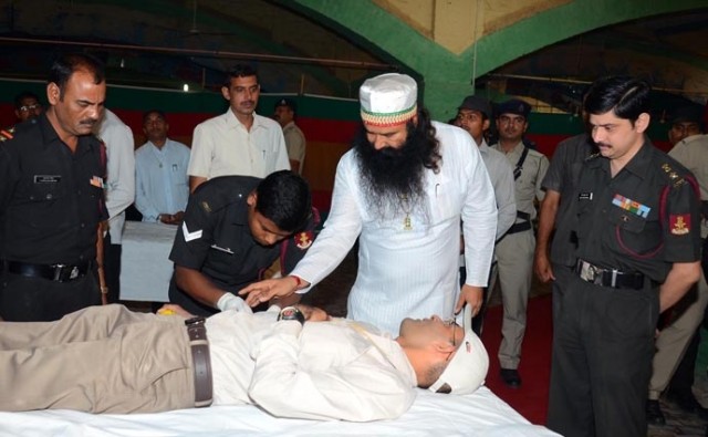 blood-donation-camp-saint-gurmeet-ram-rahim-singh-ji-insan (1)