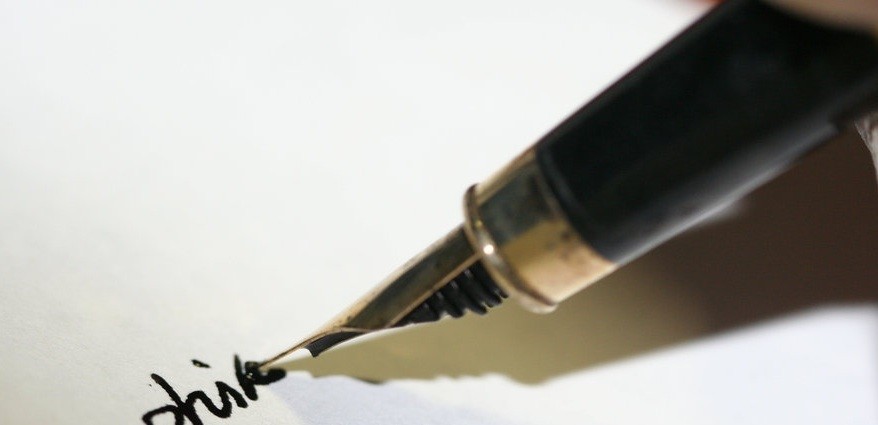 Modern-ftn-pen-cursive