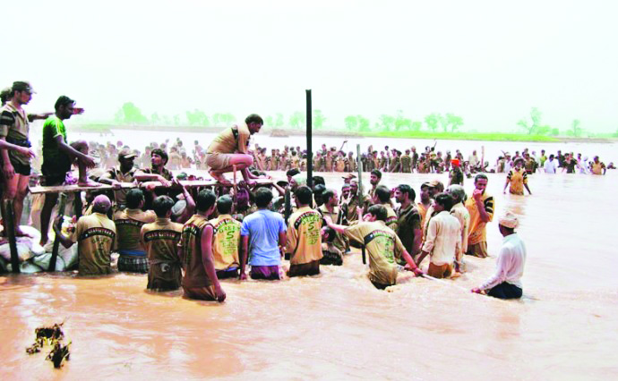 Flood India, Sirsa, Haryana, management, Rescue, Dera welfare